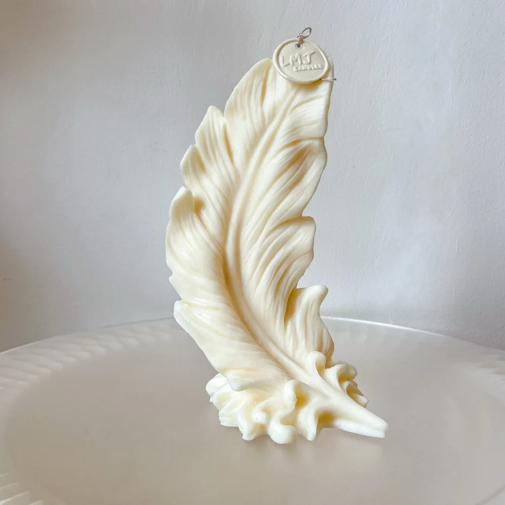 Large Feather Shaped Scented Soy Candle - Amalfi Coast