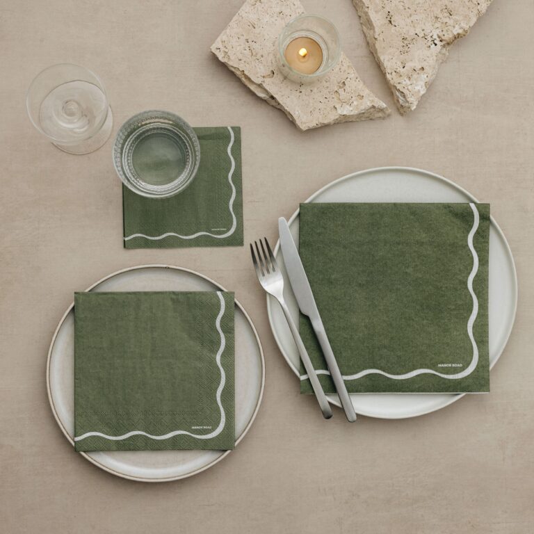 Linen (Olive & White Scallop) Napkins - Dinner